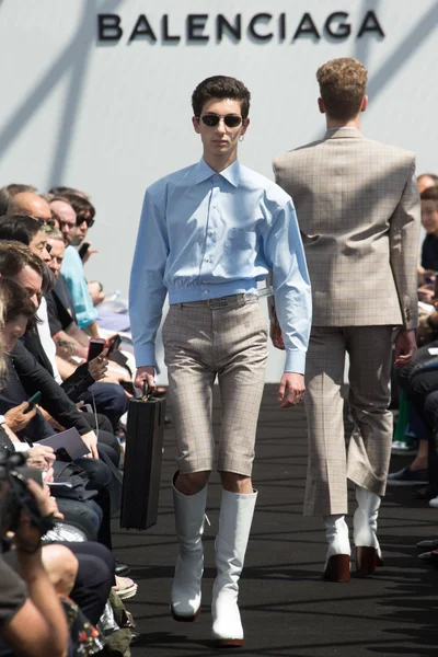 Look 6